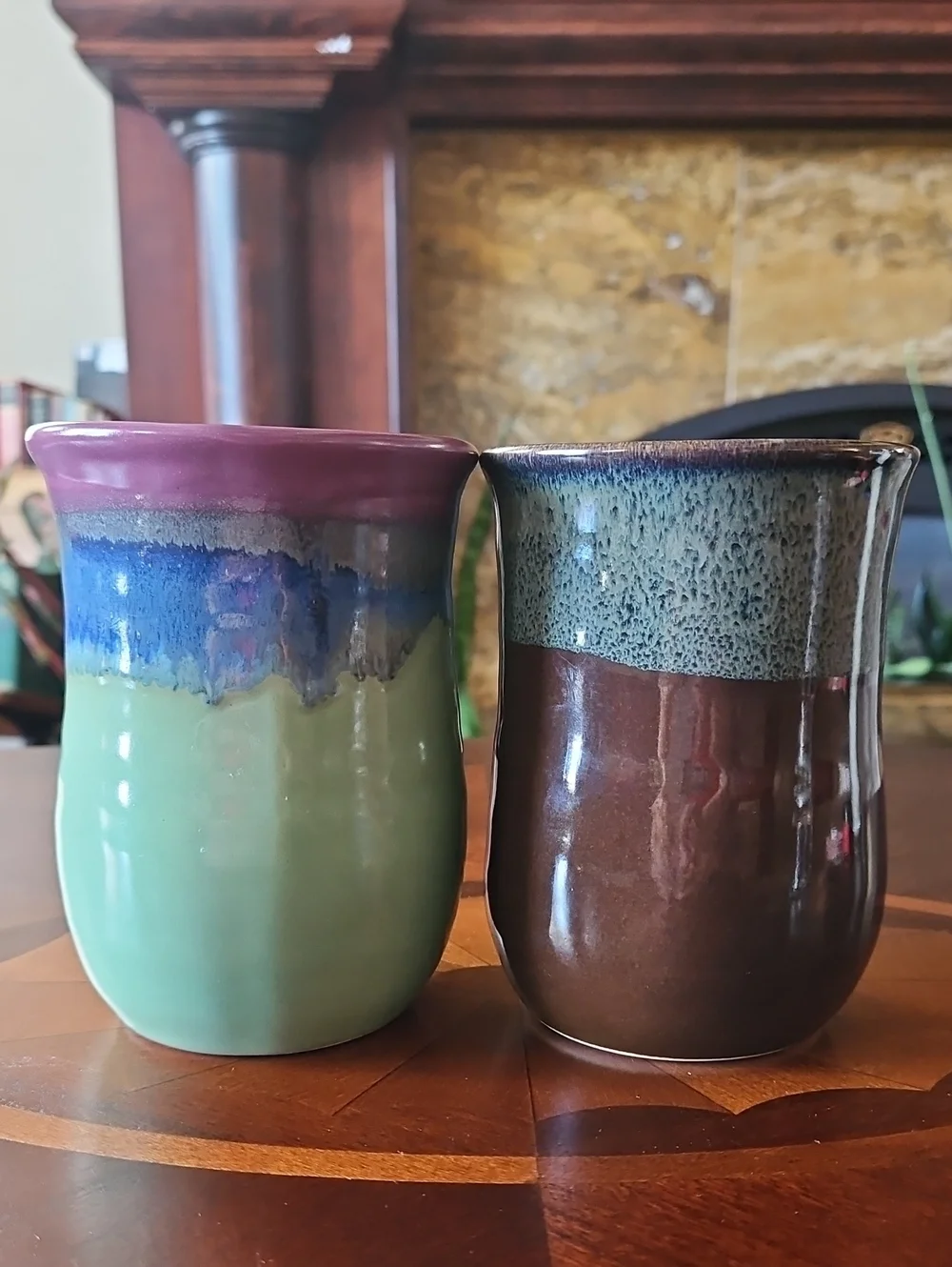 2 VTG Signed Neher Clay In Motion Handwarmer Snug Mugs Stoneware Right & Left